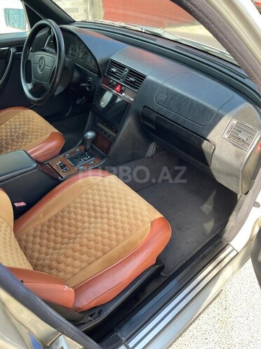 Mercedes C 200 1999, 280,000 km - 2.0 л - Bakı