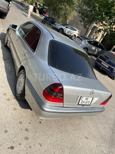 Mercedes C 200 1999, 280,000 km - 2.0 л - Bakı