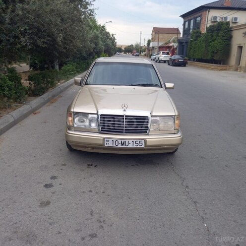Mercedes E 200 1990, 372,262 km - 2.0 l - Bakı