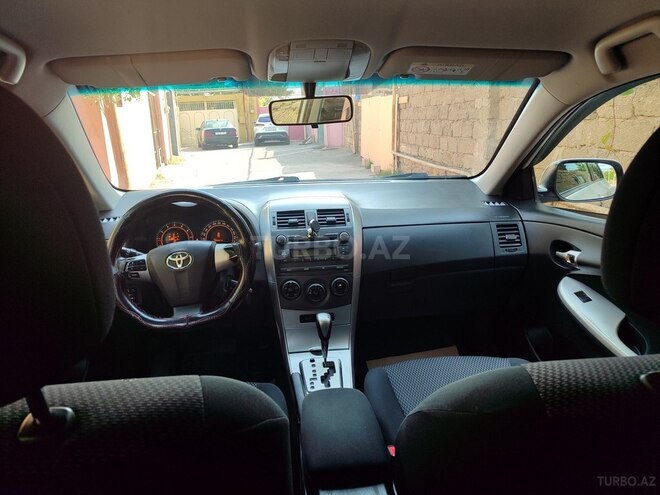 Toyota Corolla 2013, 392,000 km - 1.6 l - Bakı