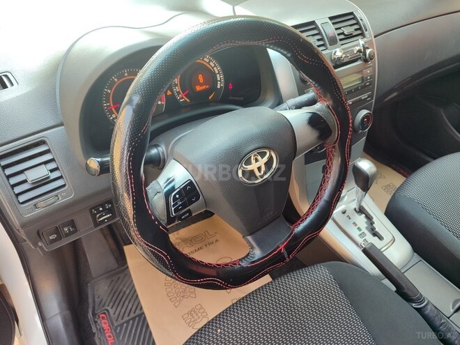 Toyota Corolla 2013, 392,000 km - 1.6 l - Bakı