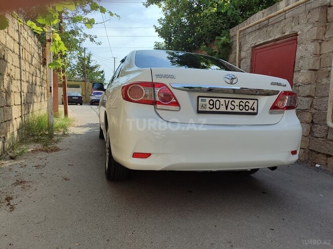Toyota Corolla 2013, 392,000 km - 1.6 l - Bakı