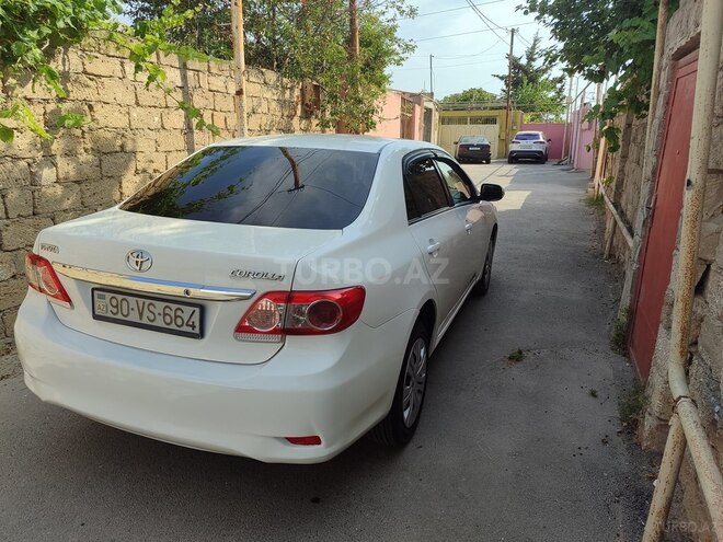 Toyota Corolla 2013, 392,000 km - 1.6 l - Bakı