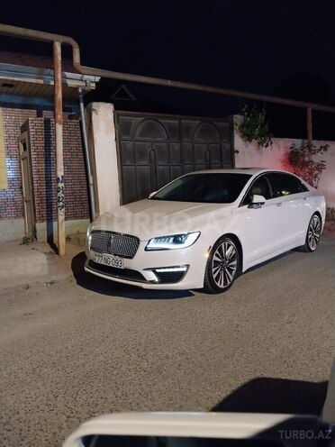 Lincoln MKZ