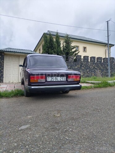 LADA (VAZ) 2107