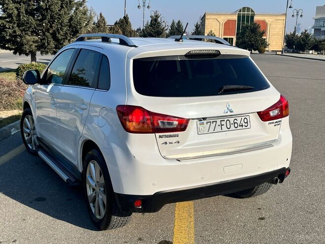 Mitsubishi Outlander Sport