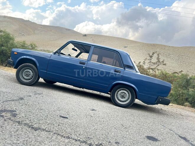 LADA (VAZ) 2107