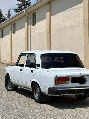 LADA (VAZ) 2107