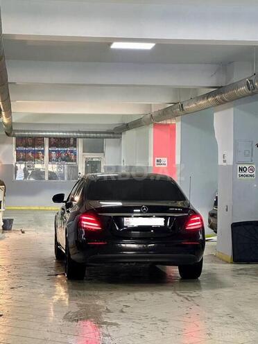 Mercedes E 220 d 4MATIC