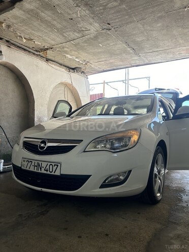 Opel Astra 2011, 270,000 km - 1.7 l - Siyəzən