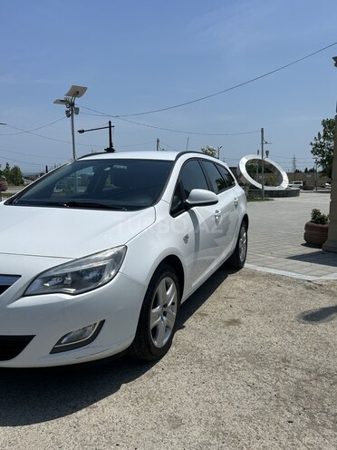 Opel Astra 2011, 270,000 km - 1.7 l - Siyəzən