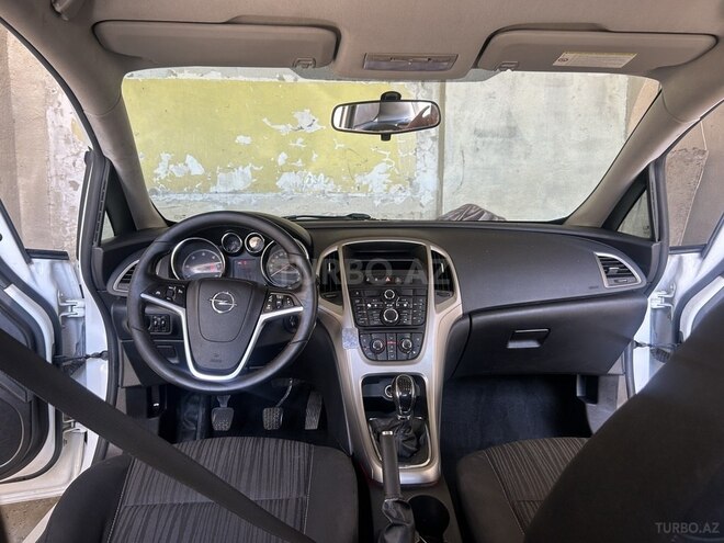 Opel Astra 2011, 270,000 km - 1.7 l - Siyəzən