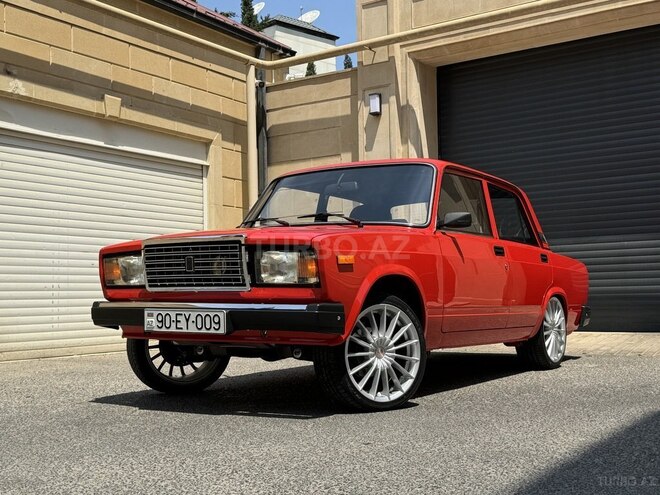 LADA (VAZ) 2107