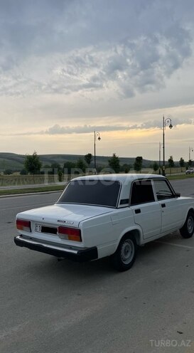 LADA (VAZ) 2107