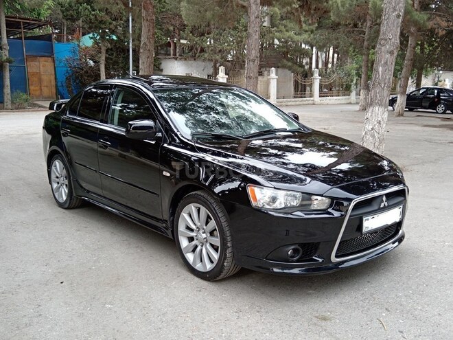 Mitsubishi Lancer