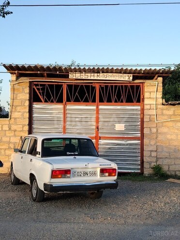 LADA (VAZ) 2107