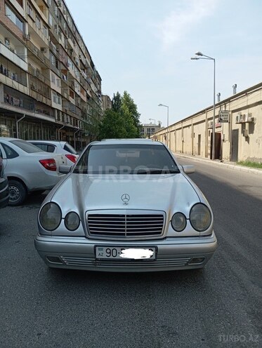 Mercedes E 220 d