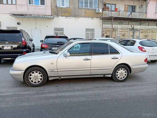 Mercedes E 220 d