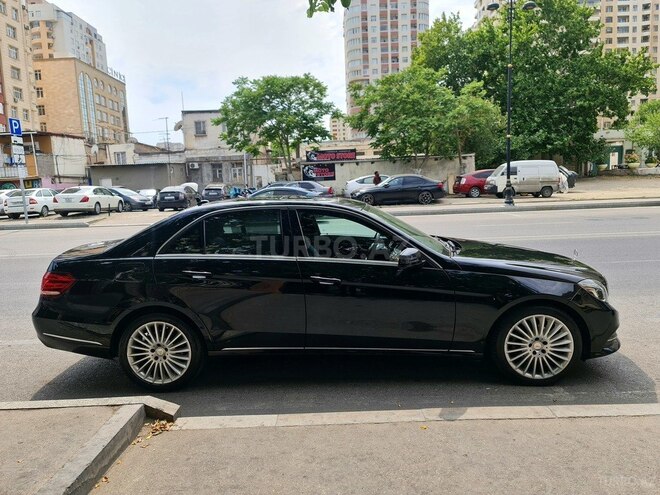 Mercedes E 200