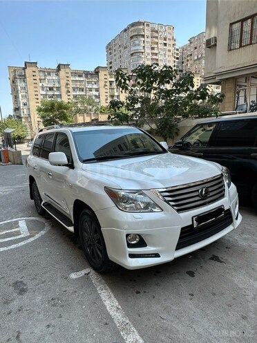 Lexus LX 570