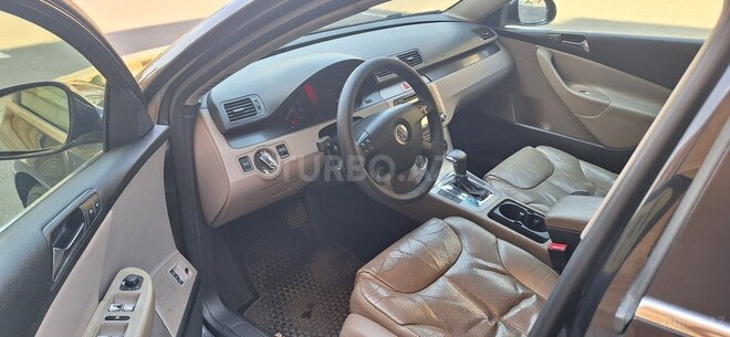 Volkswagen Passat 2006, 243,689 km - 2.0 л - Bakı