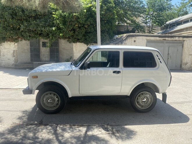 LADA (VAZ) Niva