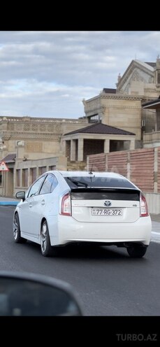 Toyota Prius 2015, 180,000 km - 1.8 l - Sumqayıt