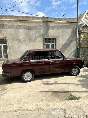 LADA (VAZ) 2107