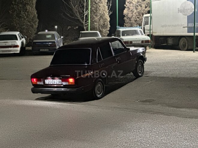 LADA (VAZ) 2107