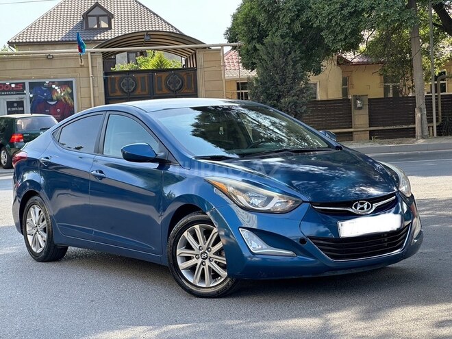 Hyundai Elantra