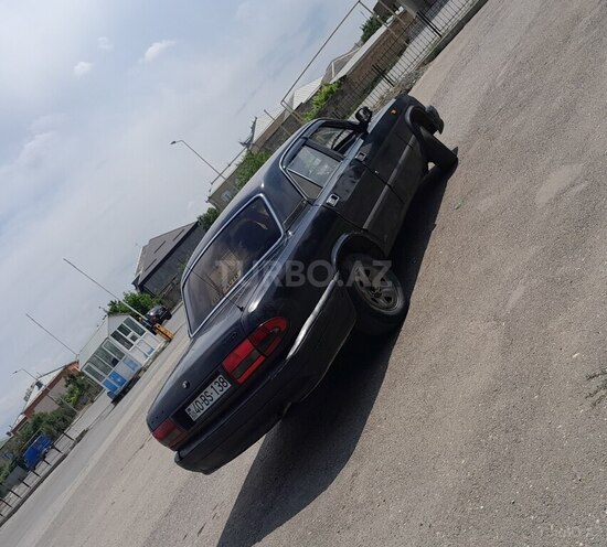 GAZ 3110 2001, 246,132 km - 2.4 l - Quba
