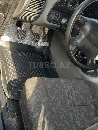 GAZ 3110 2001, 246,132 km - 2.4 l - Quba
