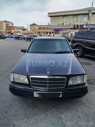 Mercedes C 180