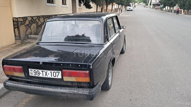 LADA (VAZ) 2107