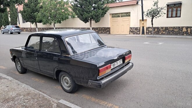 LADA (VAZ) 2107