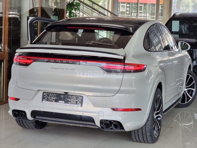 Porsche Cayenne Turbo Coupe