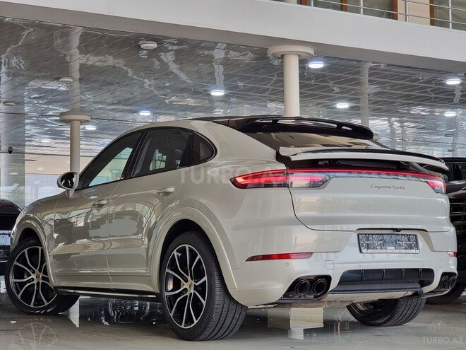 Porsche Cayenne Turbo Coupe