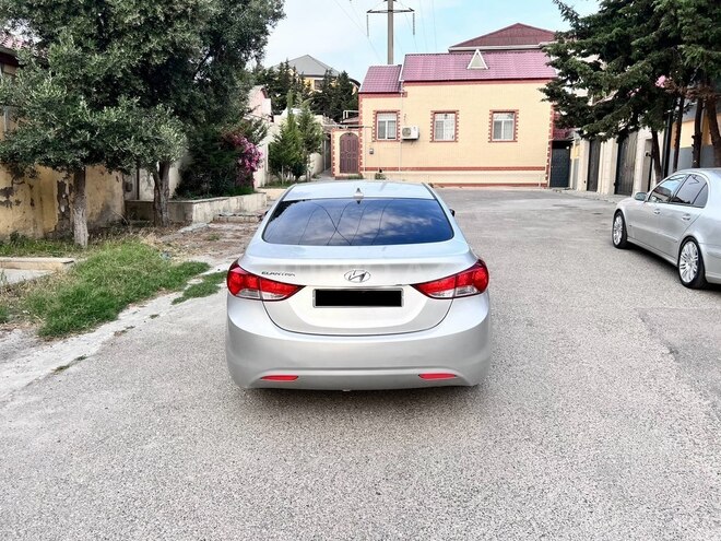 Hyundai Elantra 2011, 255,634 km - 1.8 l - Bakı