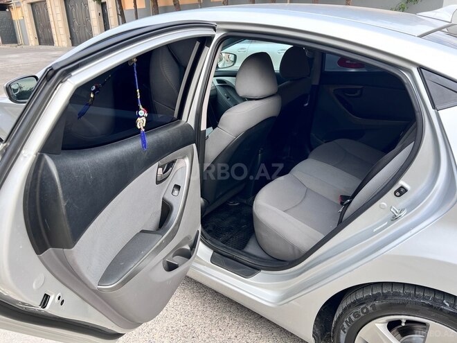 Hyundai Elantra 2011, 255,634 km - 1.8 l - Bakı