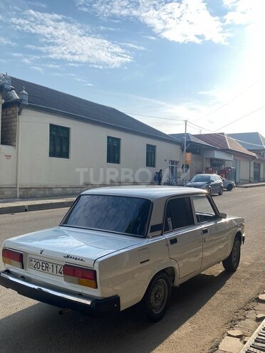 LADA (VAZ) 2107