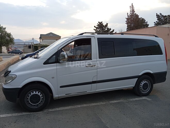 Mercedes Vito 111