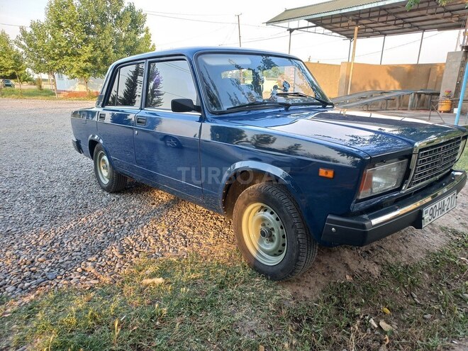 LADA (VAZ) 2107