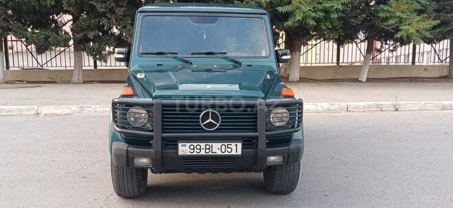 Mercedes G 300