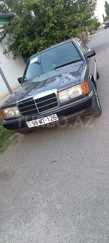 Mercedes 190