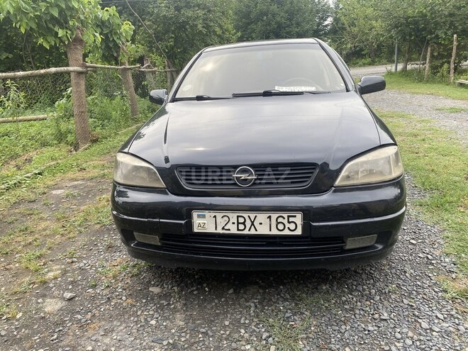 Opel Astra 1998, 200,000 km - 1.6 l - Qax