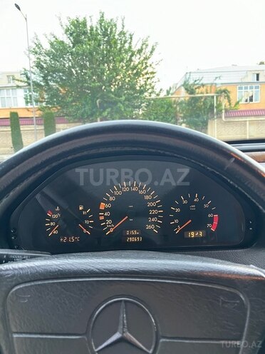 Mercedes C 240 1998, 290,000 km - 2.4 l - Ağcabədi