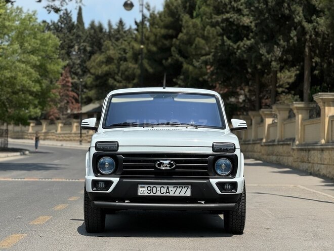 LADA (VAZ) Niva