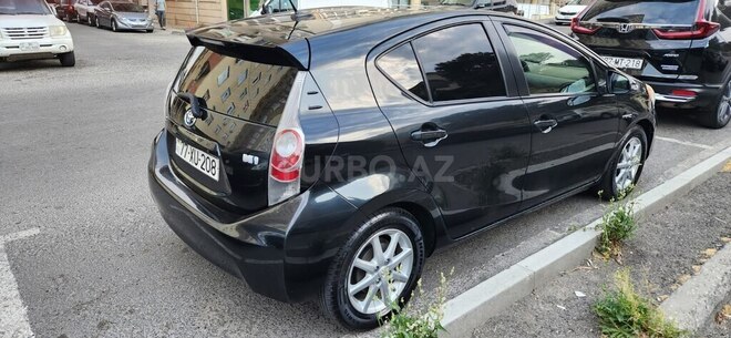 Toyota Prius C 2013, 192,017 km - 1.5 l - Bakı