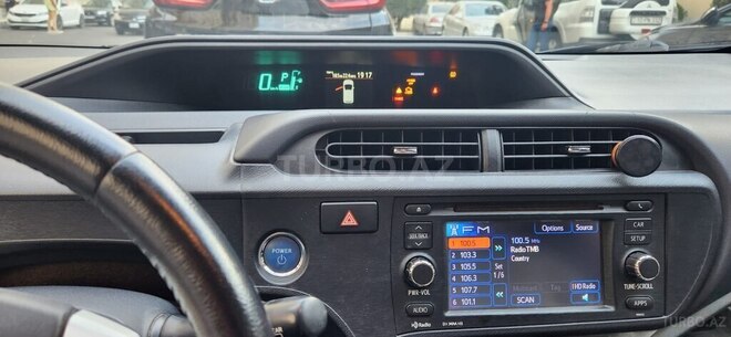 Toyota Prius C 2013, 192,017 km - 1.5 l - Bakı