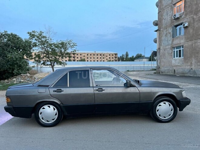 Mercedes 190 1991, 22,186 km - 2.0 л - Gəncə